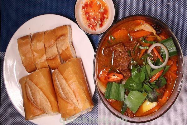 cach nau bo kho banh mi