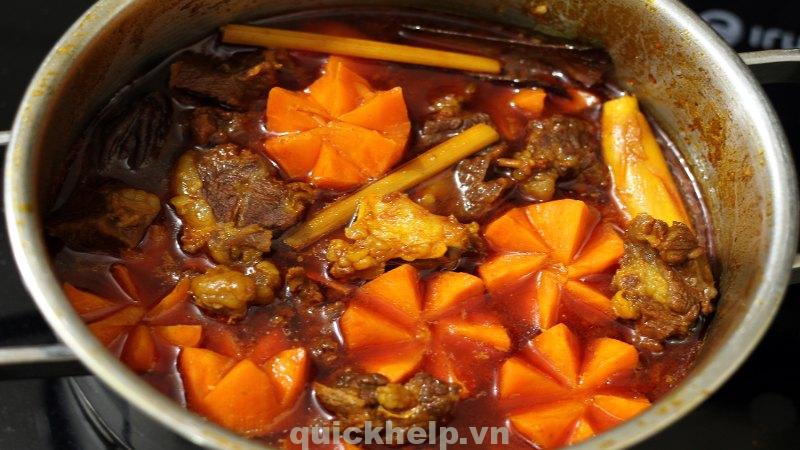 cach nau bo kho banh mi
